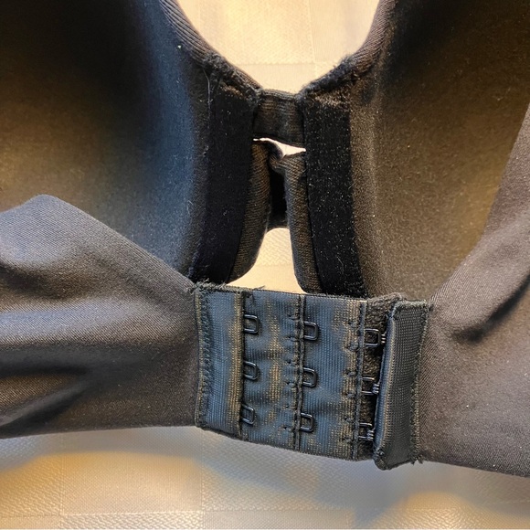 Warner's Black Full Coverage Back Smoother Cloud 9 Underwire Bra, 38C - Picture 9 of 11